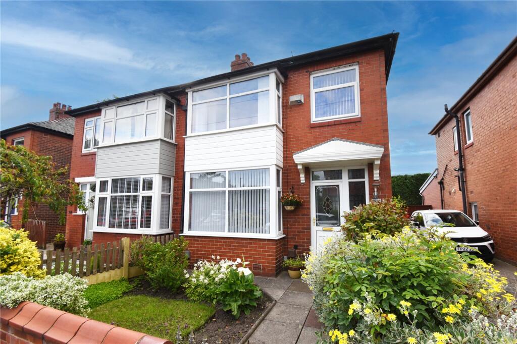 3 bedroom semidetached house for sale in Town Lane, Denton, Tameside, M34