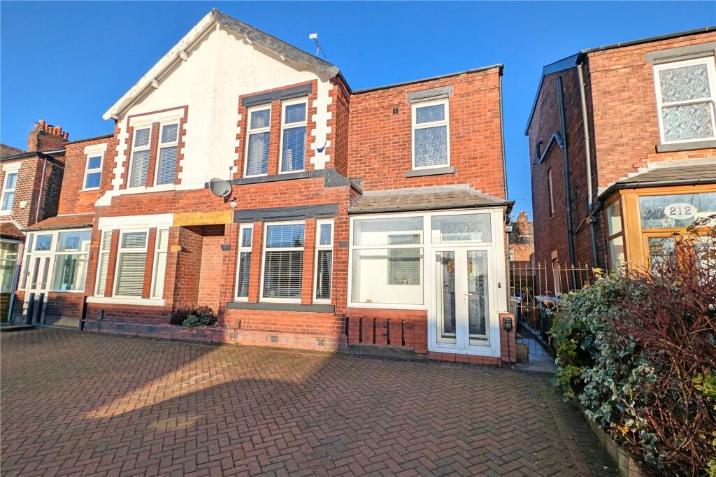 Main image of property: Manchester Road, Heaton Chapel, Stockport, SK4