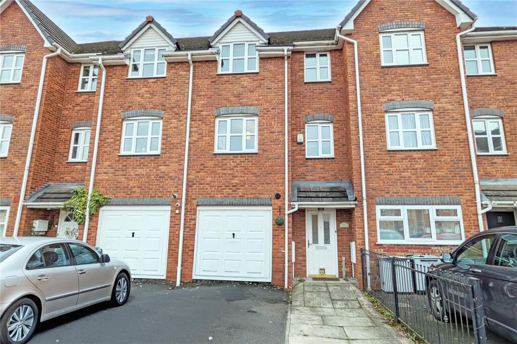 Main image of property: Cromwell Avenue, Denton, Tameside, SK5