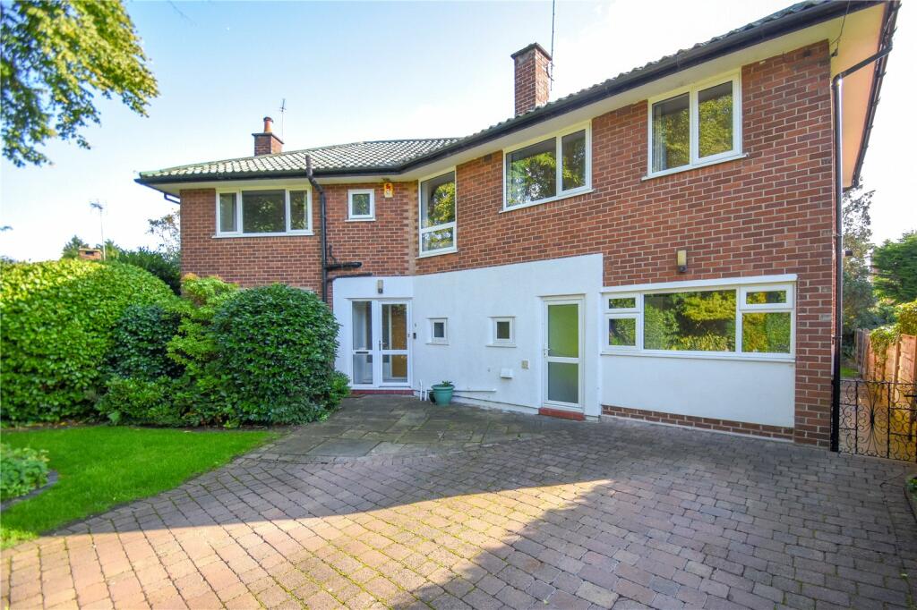 5 bedroom detached house for sale in Sandiway Drive, Didsbury