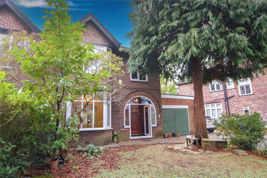 4 bedroom semidetached house for sale in Palatine Crescent, West