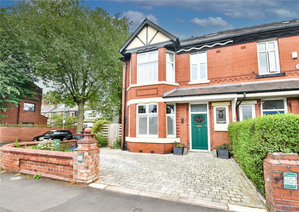 3 bedroom end of terrace house for sale in Burton Road, West Didsbury, M20