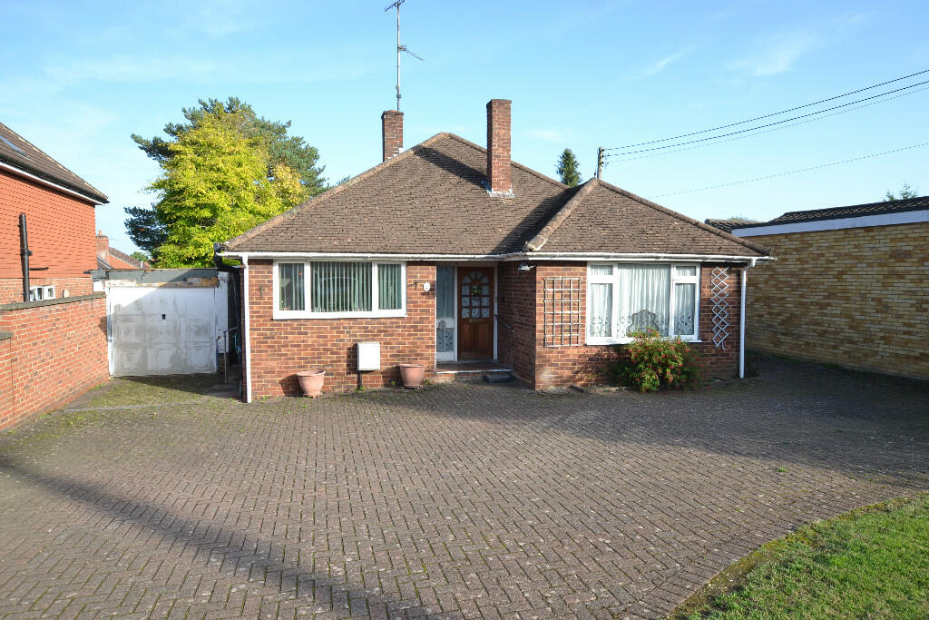 2 bedroom detached bungalow for sale in Forest Road, Bordon, Hampshire