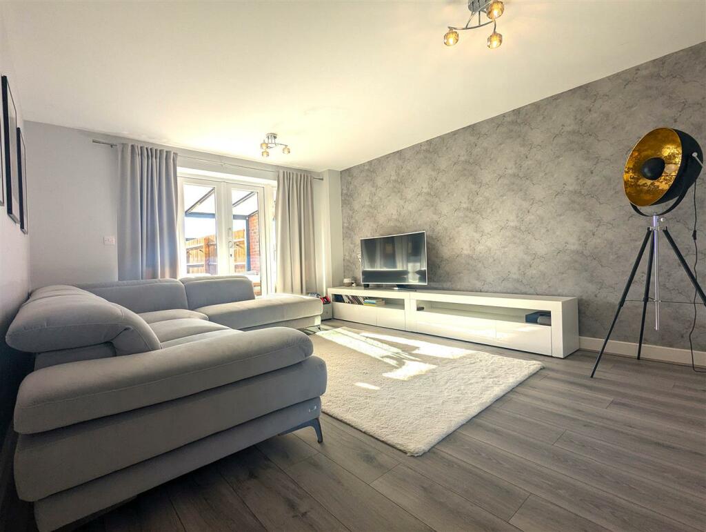 Additional property image - Tulip Tree Road, Nuneaton