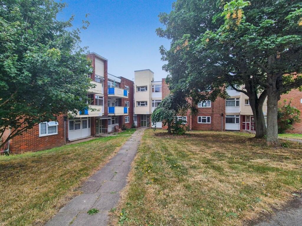 Main image of property: Queen Elizabeth Road, Nuneaton