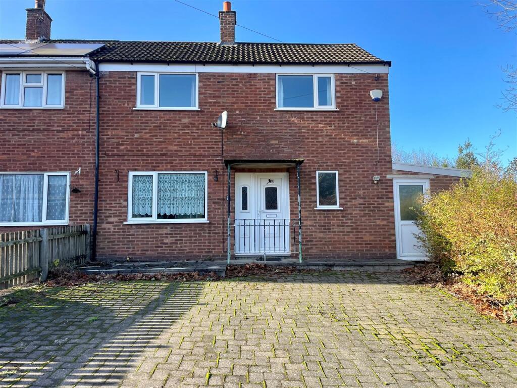 Main image of property: Acacia Road, Camp Hill, Nuneaton