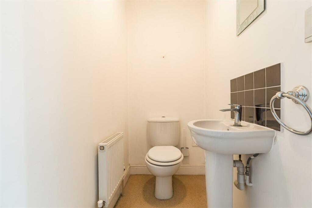 Additional property image - Walter Mead Close, Ongar