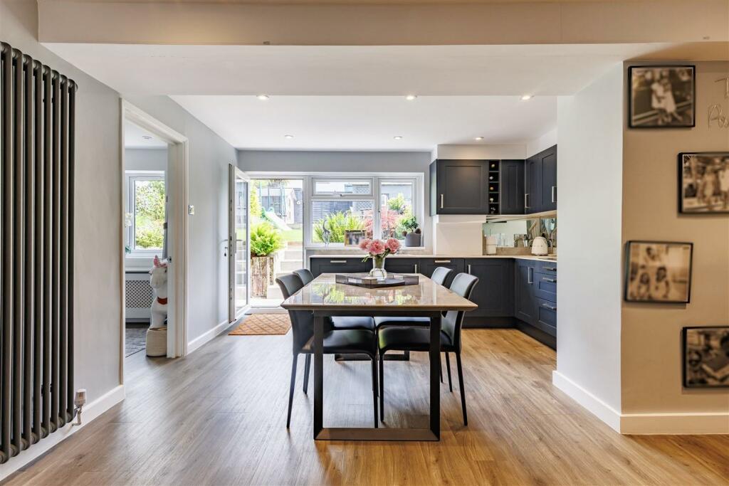 Additional property image - Beaconfield Way, Epping