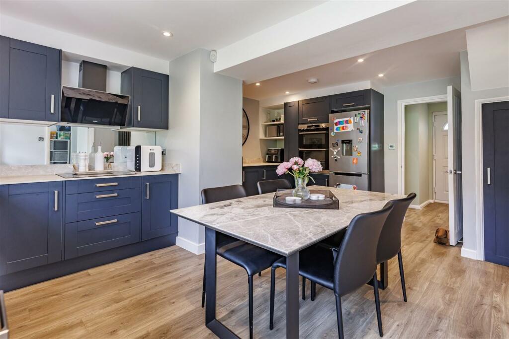Additional property image - Beaconfield Way, Epping