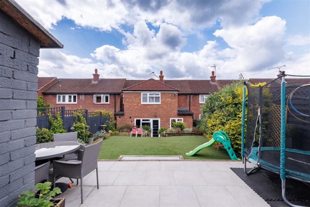 Additional property image - Beaconfield Way, Epping