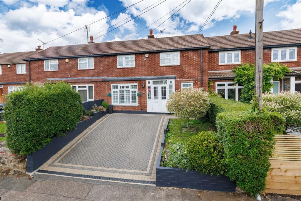 Additional property image - Beaconfield Way, Epping