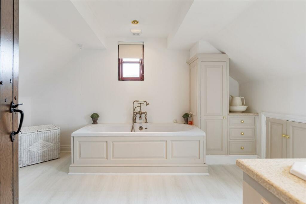 Additional property image - Glovers Lane, Hastingwood.