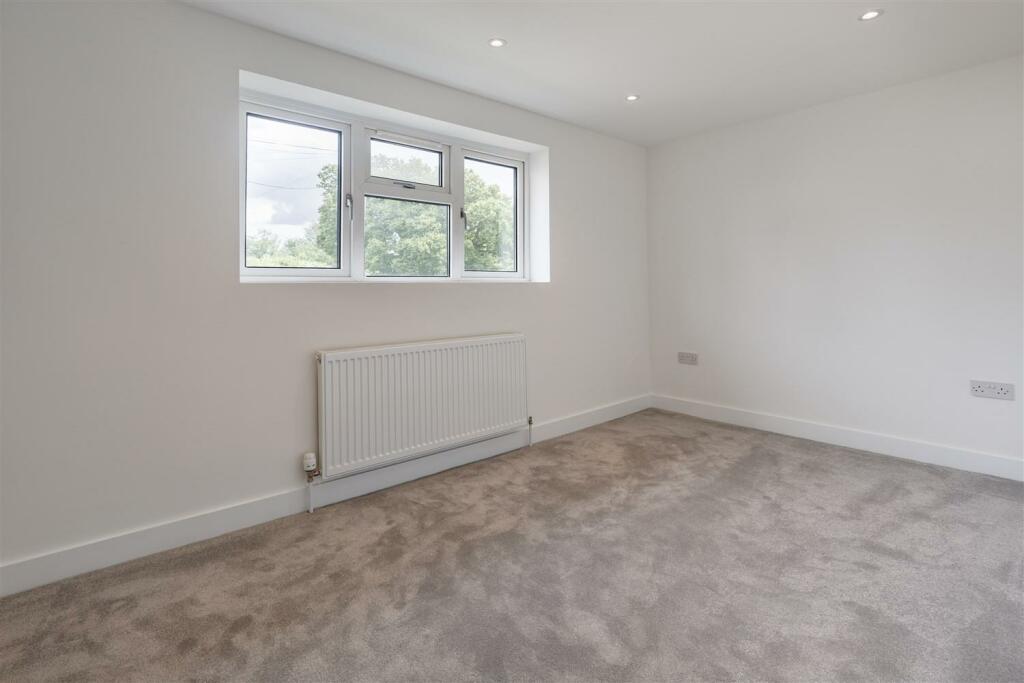 Additional property image - Western Avenue, Epping