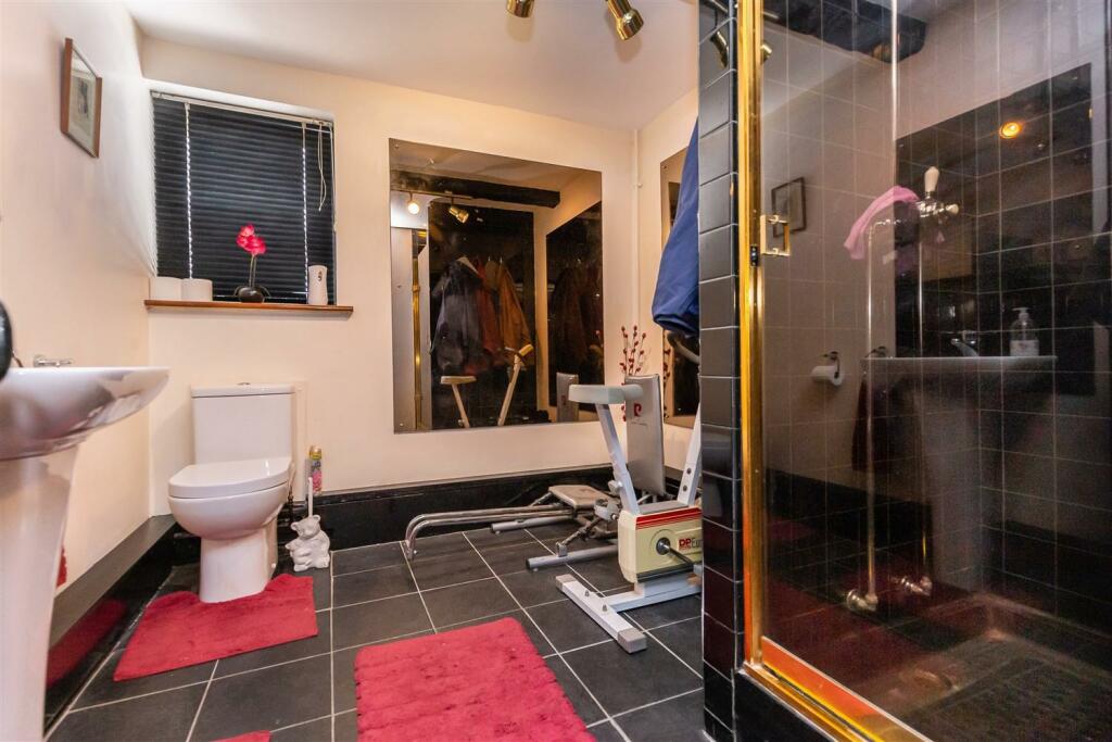 Additional property image - Duck Lane, Thornwood Common