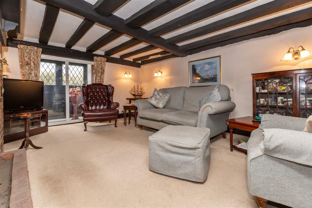Additional property image - Duck Lane, Thornwood Common