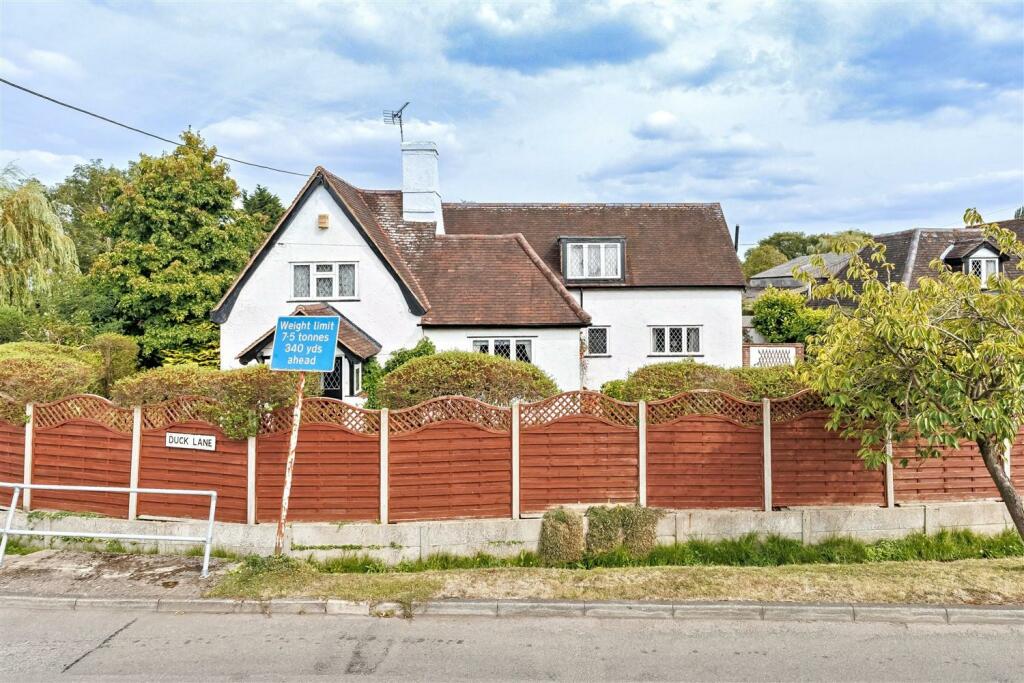 Additional property image - Duck Lane, Thornwood Common