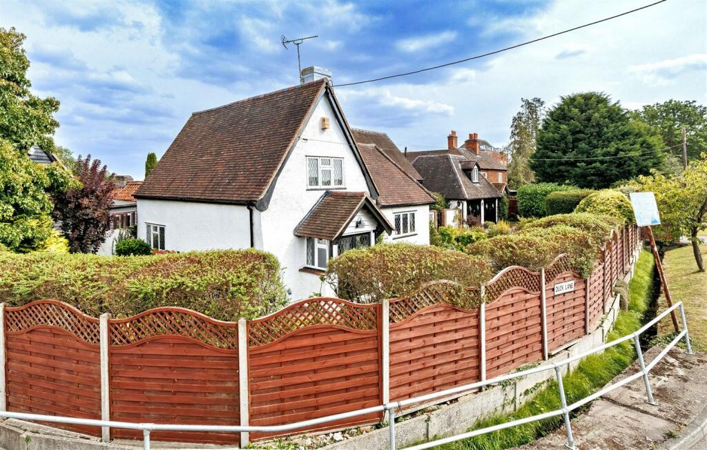 Additional property image - Duck Lane, Thornwood Common