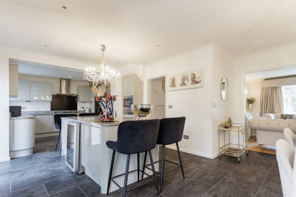 Additional property image - Dukes Avenue, Theydon Bois