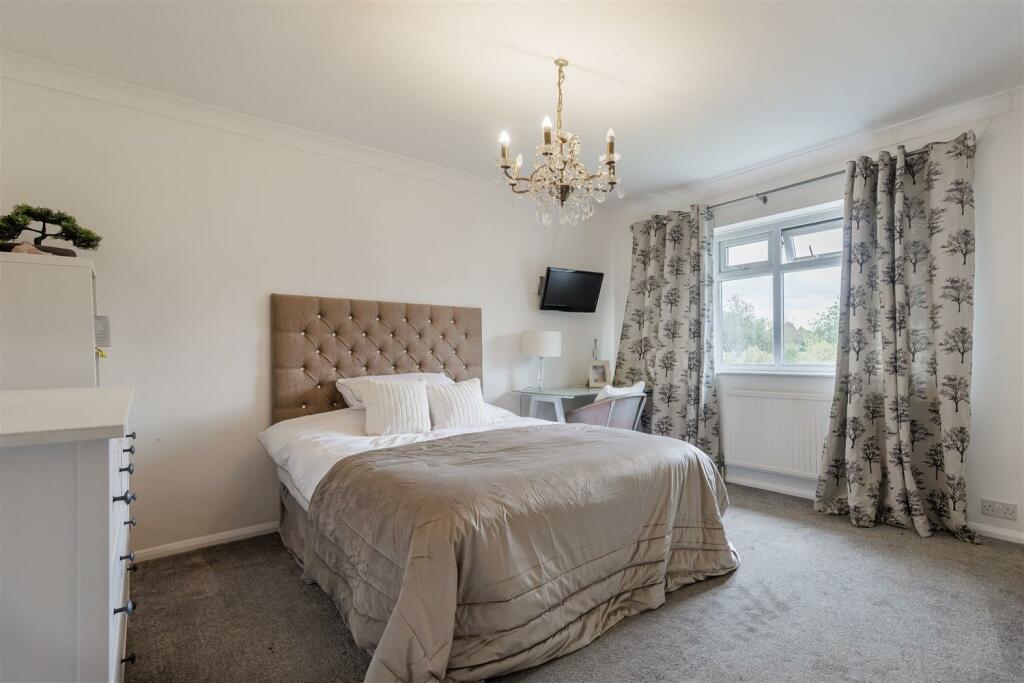 Additional property image - Dukes Avenue, Theydon Bois