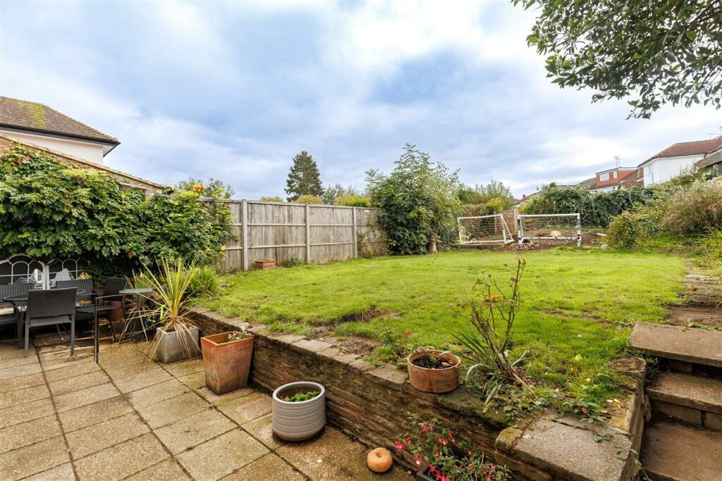 Additional property image - Dukes Avenue, Theydon Bois
