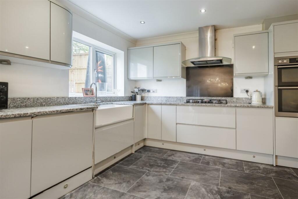 Additional property image - Dukes Avenue, Theydon Bois