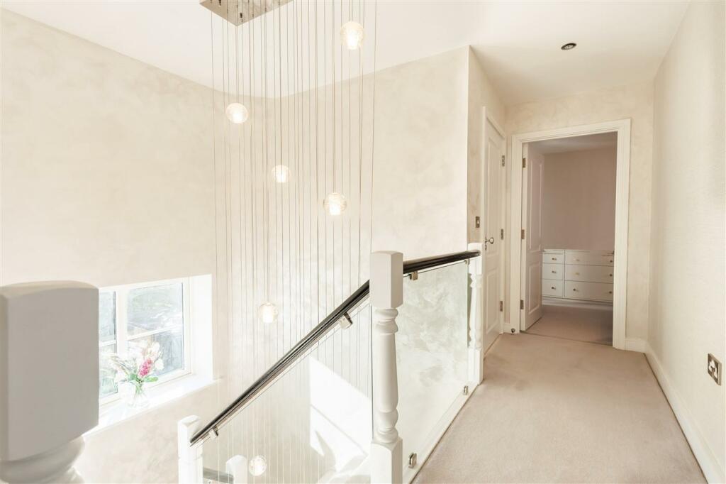 Additional property image - Buckingham Road, Epping