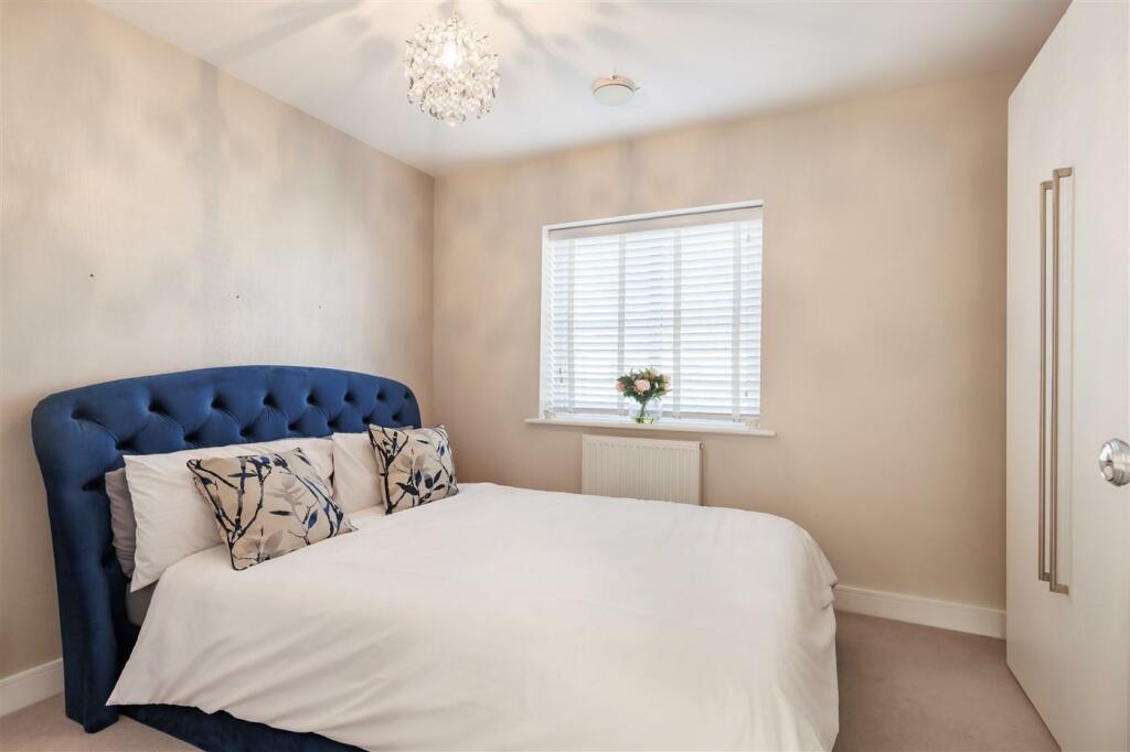 Additional property image - Buckingham Road, Epping