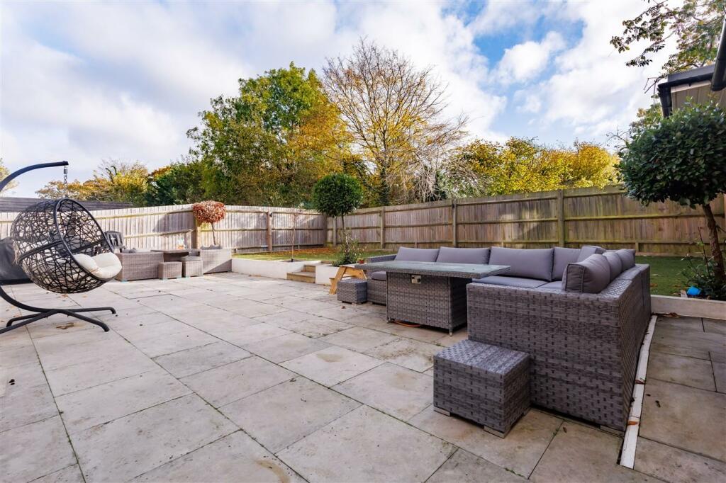 Additional property image - Buckingham Road, Epping