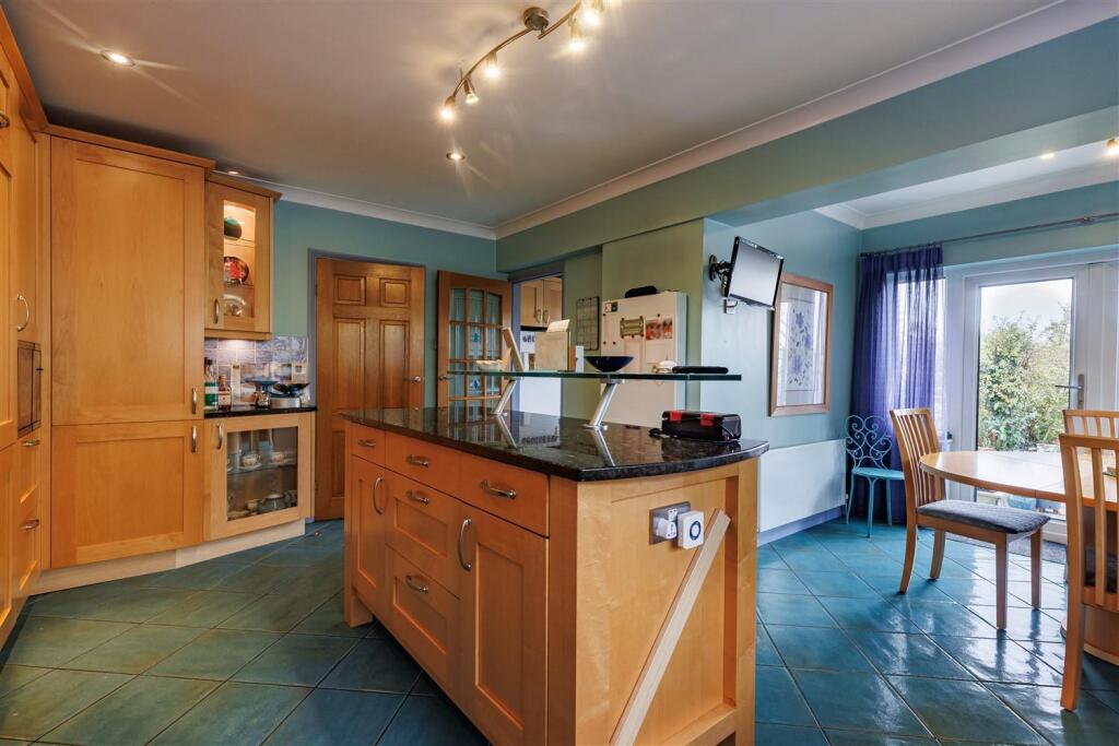 Additional property image - Hastingwood Road, Hastingwood