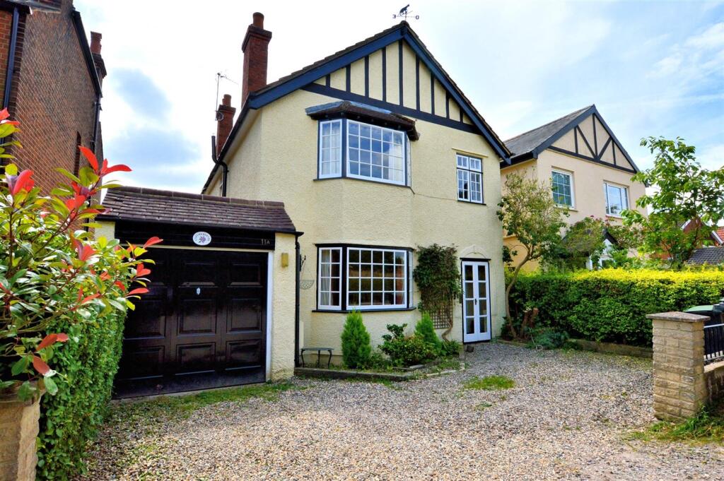 Main image of property: Bell Common, Epping