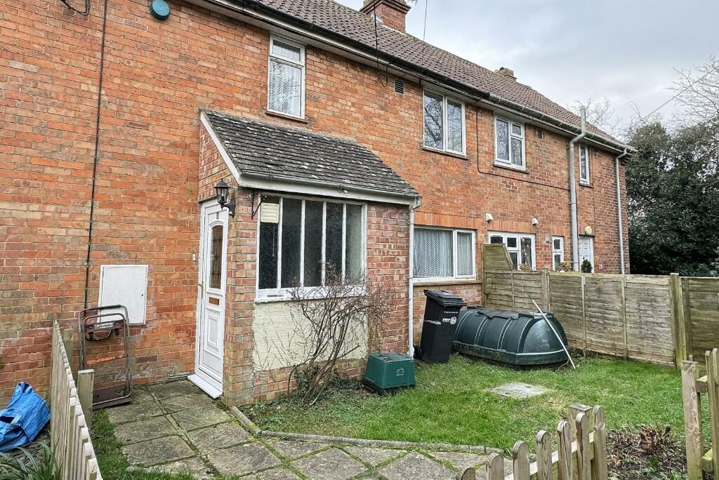 3 bedroom terraced house for sale in Somerset, BA8