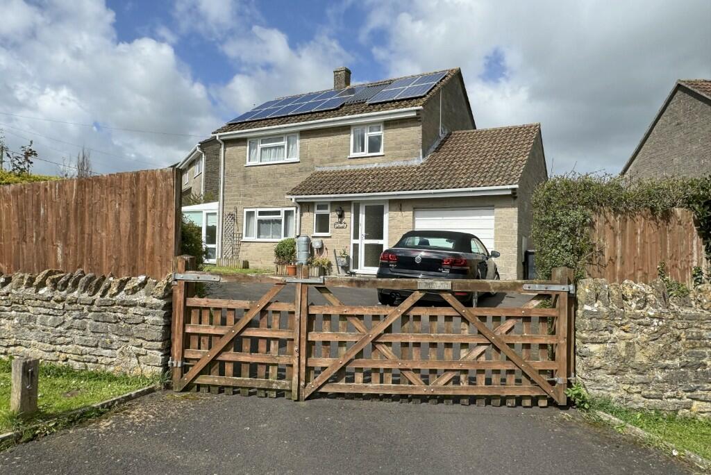 3 bedroom detached house for sale in Somerset, BA8