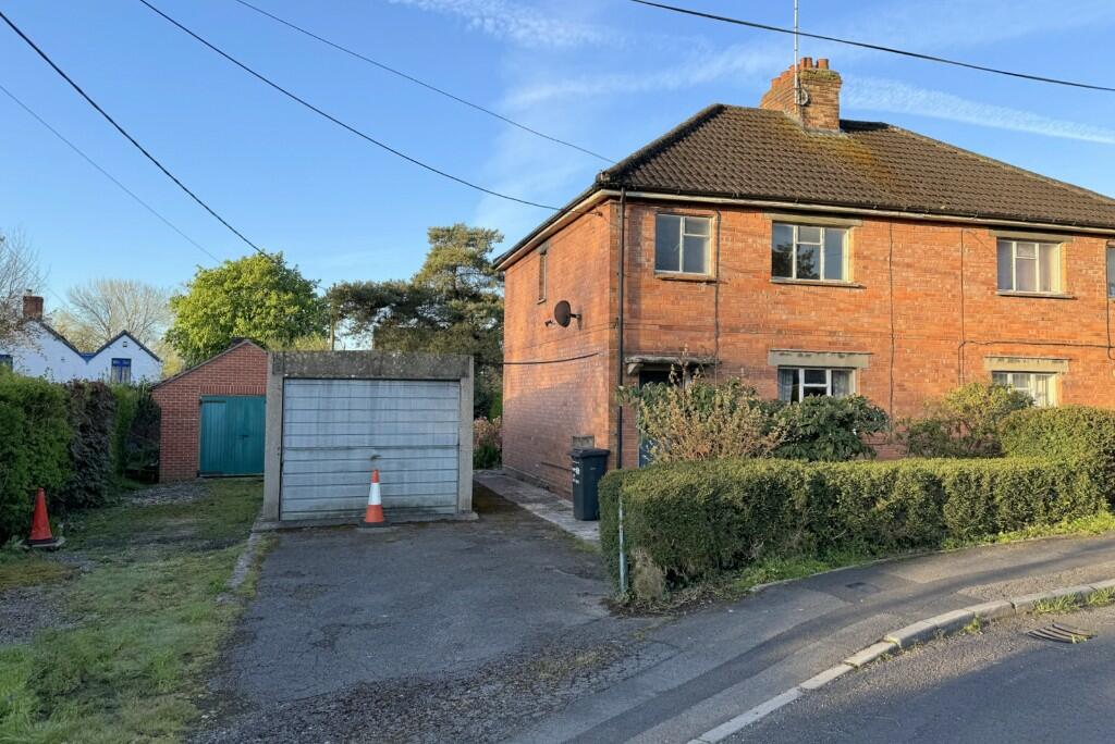 3 bedroom semidetached house for sale in Wincanton, Somerset, BA9