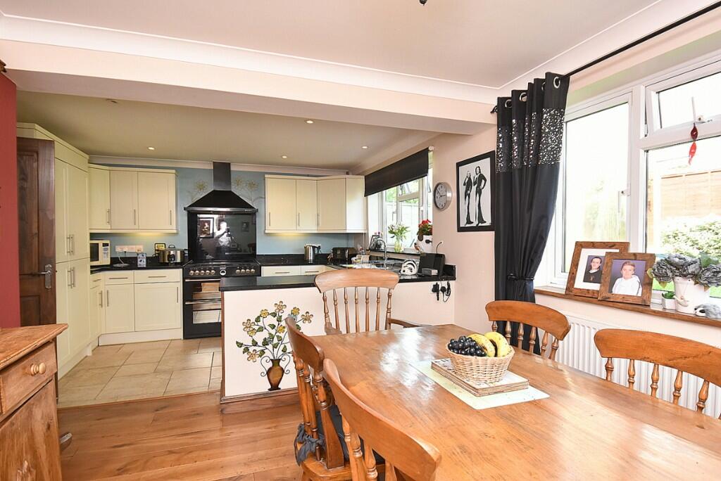 Additional property image - Greenway Close Wincanton BA9