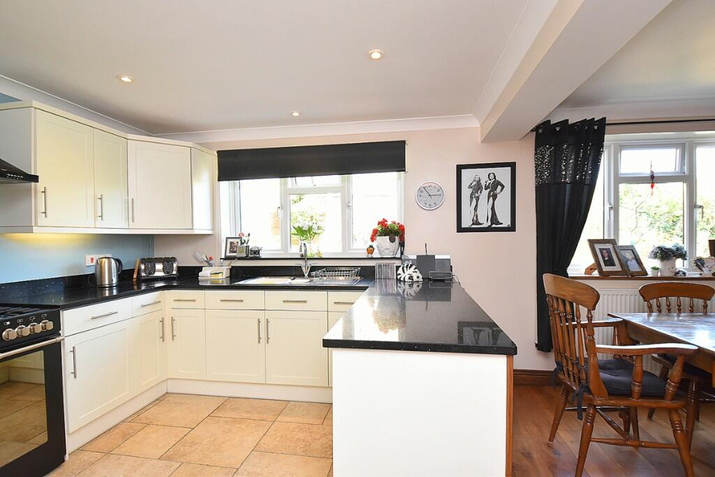 Additional property image - Greenway Close Wincanton BA9