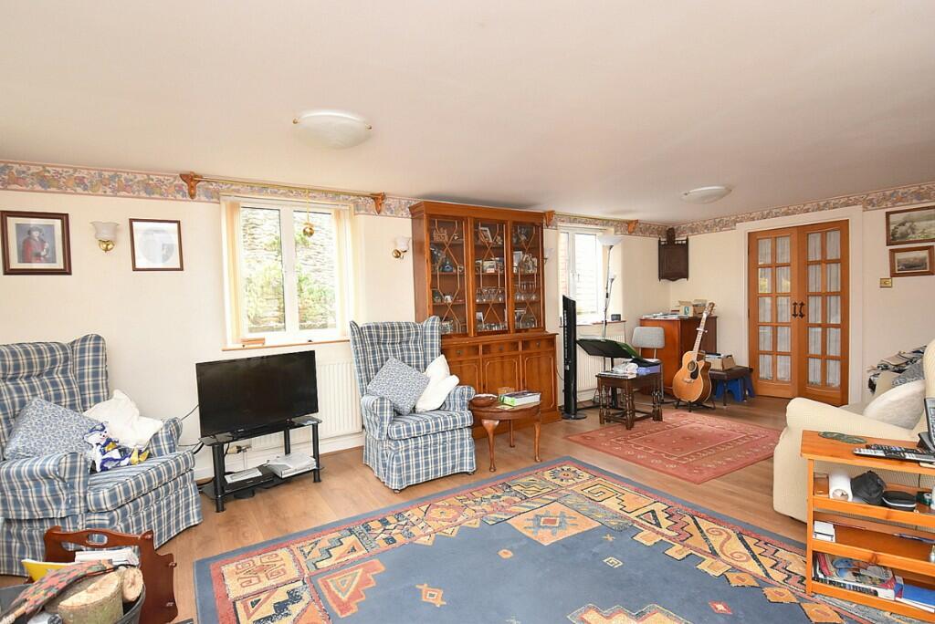 Additional property image - BA8