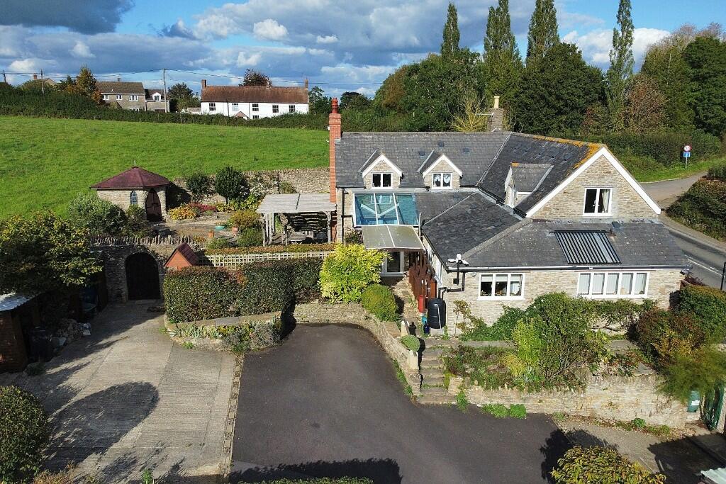 Additional property image - BA8