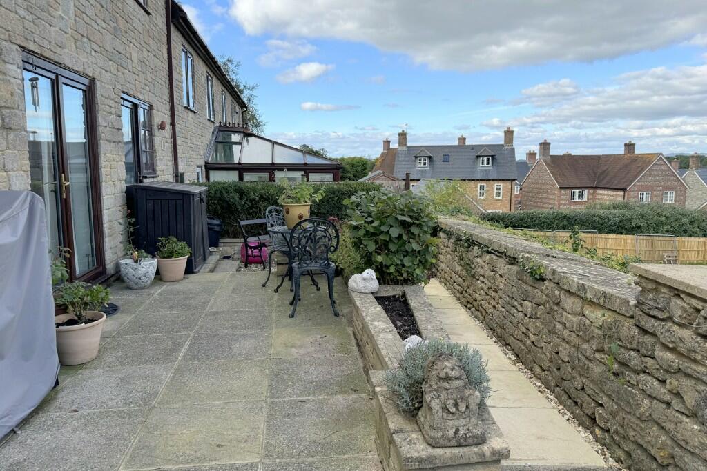Additional property image - Templecombe, Somerset
