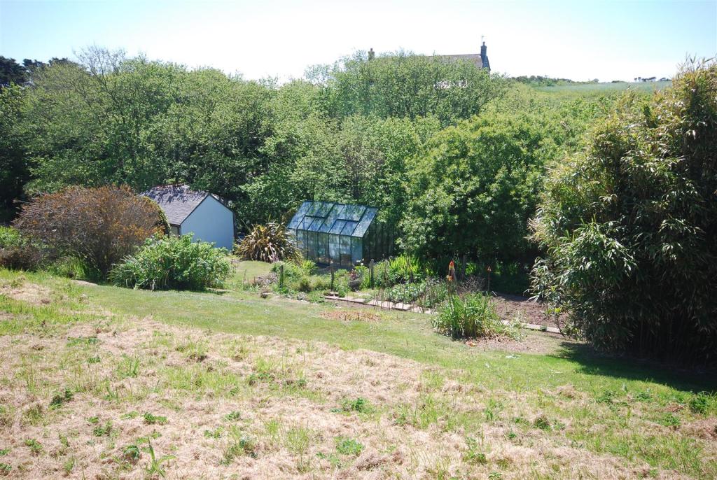 4 bedroom detached house for sale in Porthcurno, St Levan, TR19