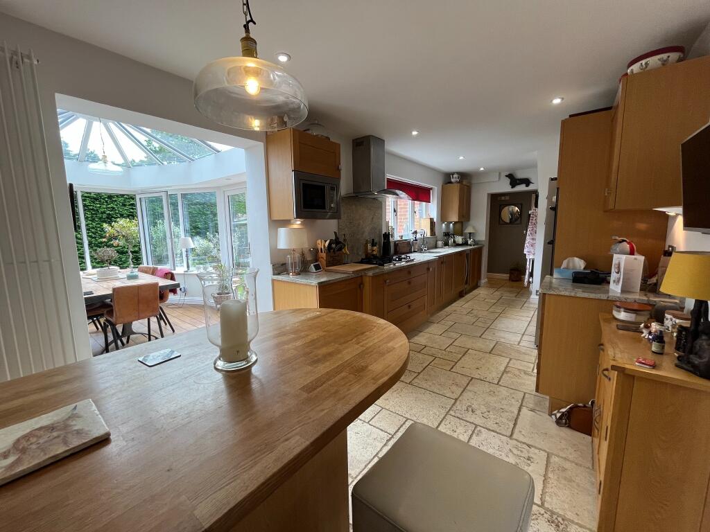 4 bedroom link detached house for sale in Ranelagh Crescent, Mill Ride