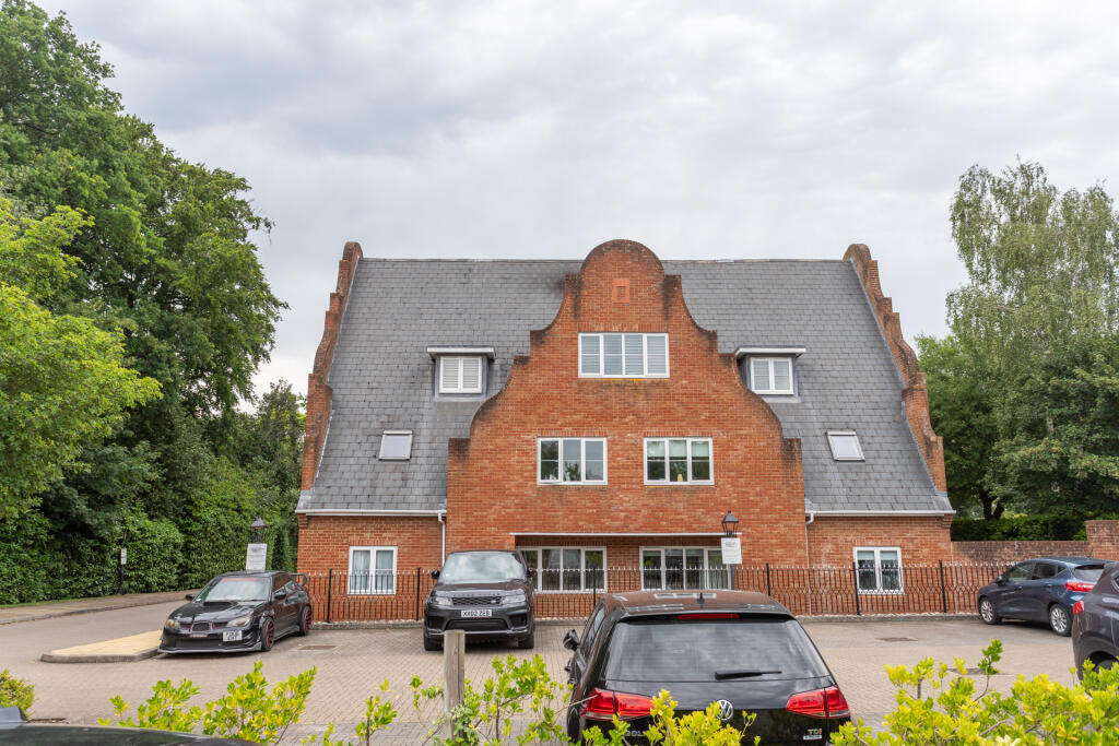 Main image of property: PADDOCK HOUSE, BURLEIGH ROAD, ASCOT, BERKSHIRE, SL5 8FG