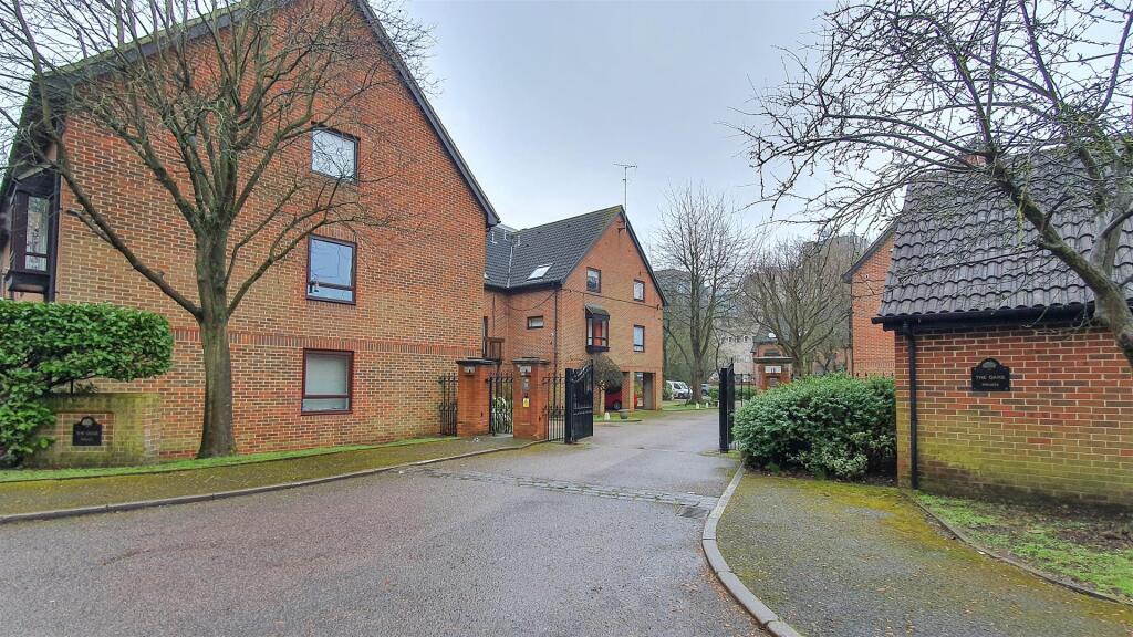 Main image of property: The Oaks, Moormede Crescent, Staines Upon Thames