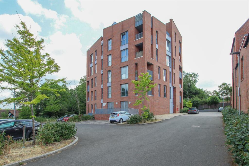 1 bedroom apartment for sale in Repton Road, Hertford, SG14