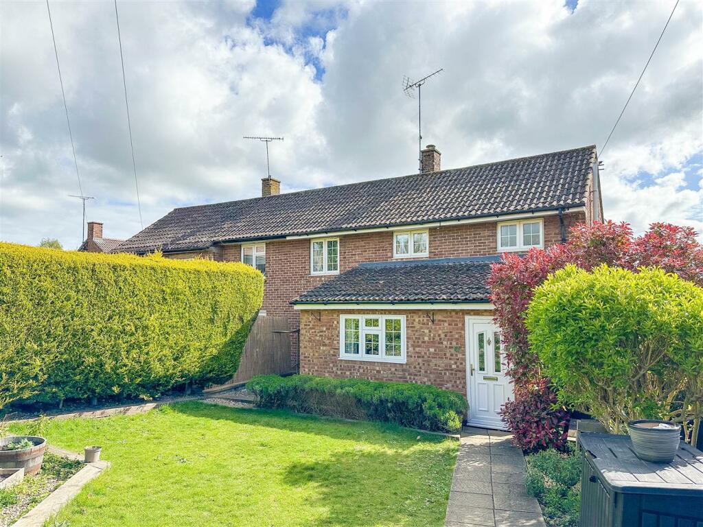 4 Bedroom Semi Detached House For Sale In Windmill Way Much Hadham Sg10