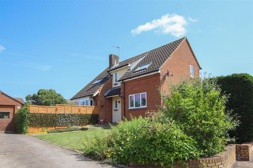 Main image of property: Vicarage Causeway, Hertford Heath