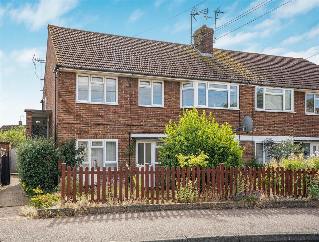 Main image of property: Hollycroft, Hertford