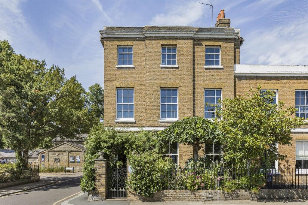 Main image of property: Port Hill, Hertford