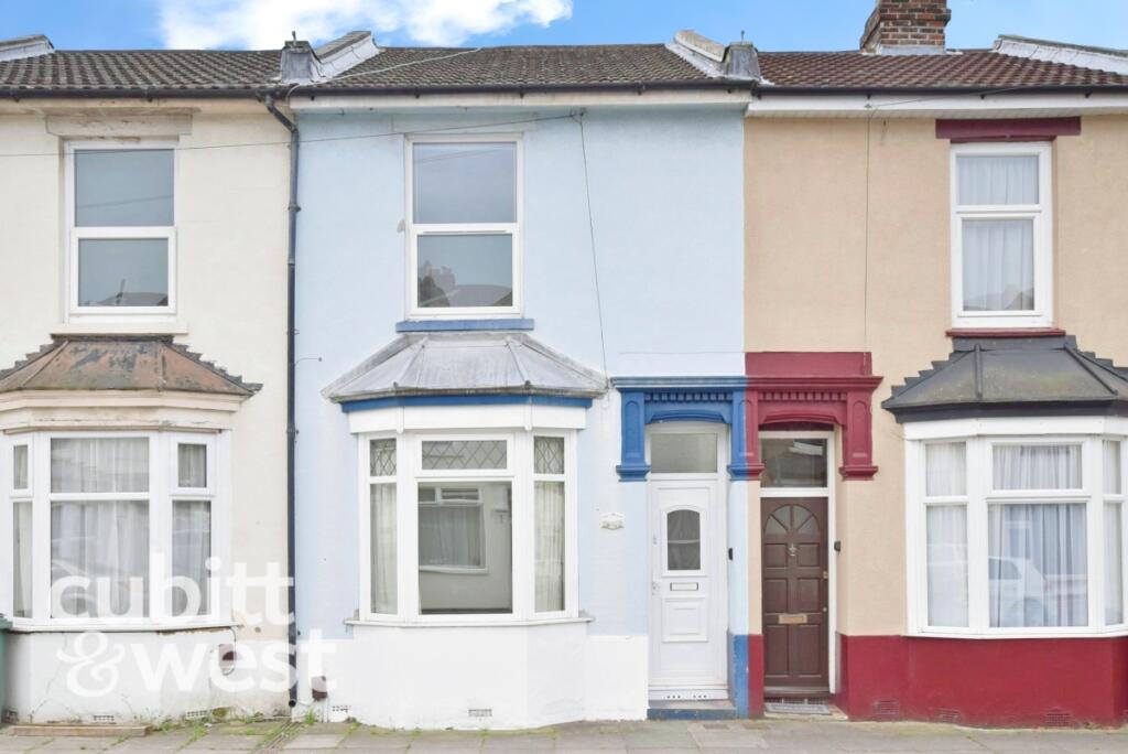 Main image of property: AVAILABLE WITH NO DEPOSITStrode Road Portsmouth PO2