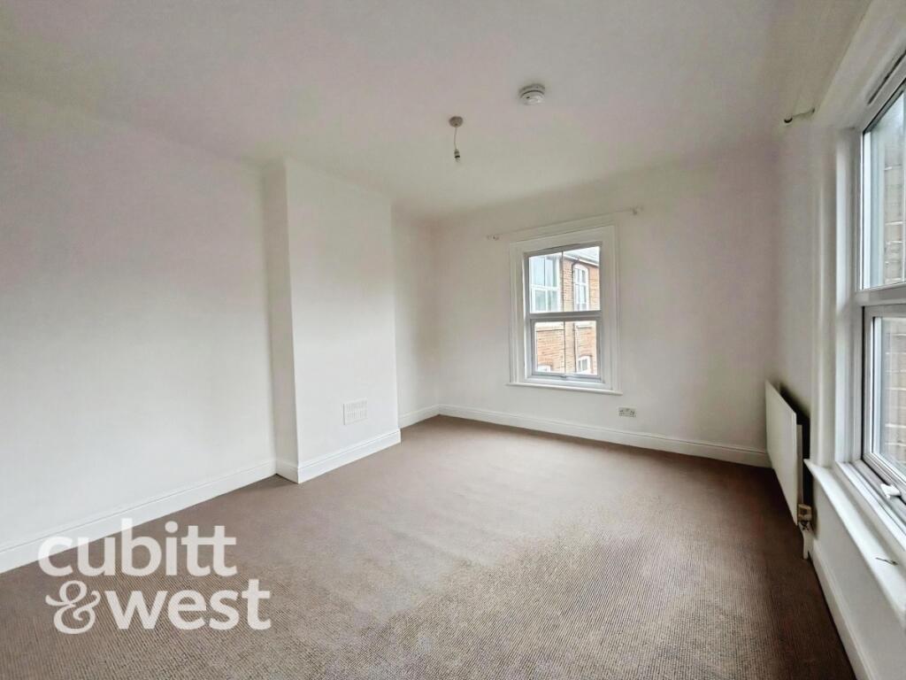 Main image of property: AVAILABLE WITH NO DEPOSIT North Street Emsworth PO10