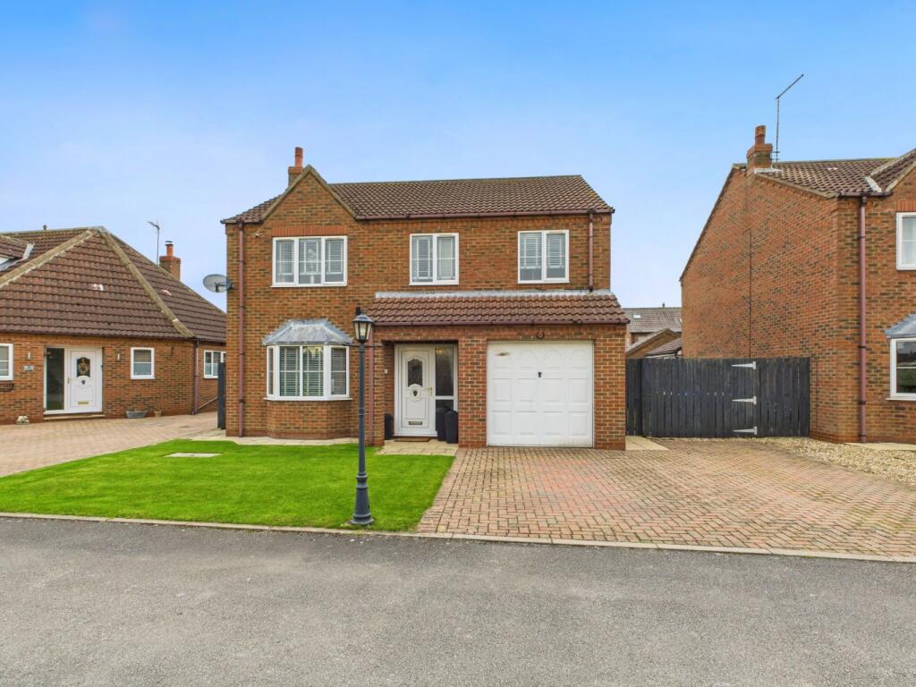 Main image of property: Farriers Walk, Leven, Beverley, HU17 5JZ